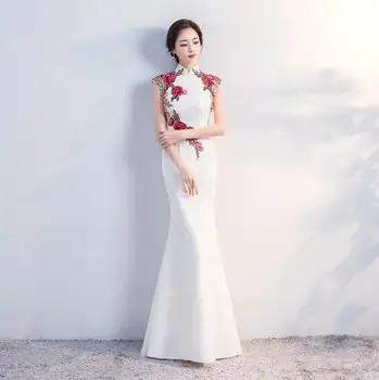 Beli Cvetovi Cheongsam obleko Izboljšano Ribji rep Nevesta Kitajski Orient Ženske Qipao Vezene Fazi